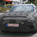 欧州高級ブランドがターゲット。ジェネシスG70、シューティングブレークを設定へ - Spy shot of secretly tested future car