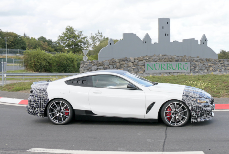 「BMWが「M850i」をベースの新型ミッドシップ・スーパーカーを開発中!?」の7枚目の画像