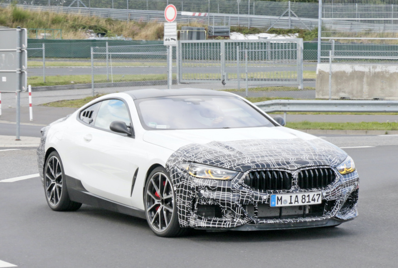 「BMWが「M850i」をベースの新型ミッドシップ・スーパーカーを開発中!?」の4枚目の画像