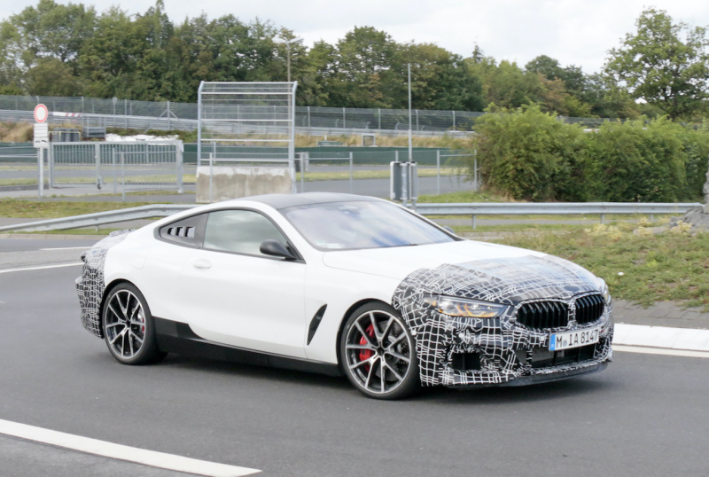 「BMWが「M850i」をベースの新型ミッドシップ・スーパーカーを開発中!?」の5枚目の画像