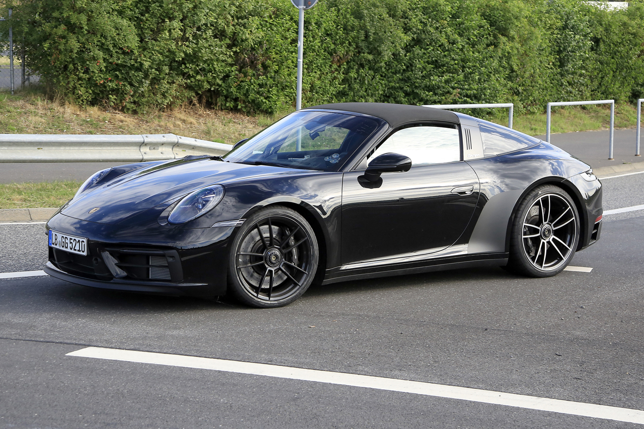 Spy shot of secretly tested future car 画像｜ポルシェのおしゃれ