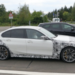 「デビューは9月23日!? 新型BMW M3、最終デザインここまで判明」の5枚目の画像ギャラリーへのリンク