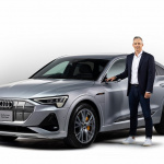 「アウディ初の100％電気自動車「Audi e-tron Sportback」日本発売!! 航続距離は407km、価格は1327万円〜【新車】」の1枚目の画像ギャラリーへのリンク