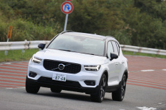 48v車が車両価格 乗り心地 操縦安定性のトータルバランスに優れたベストチョイス ボルボxc40 48vマイルドハイブリッド試乗記 Clicccar Com