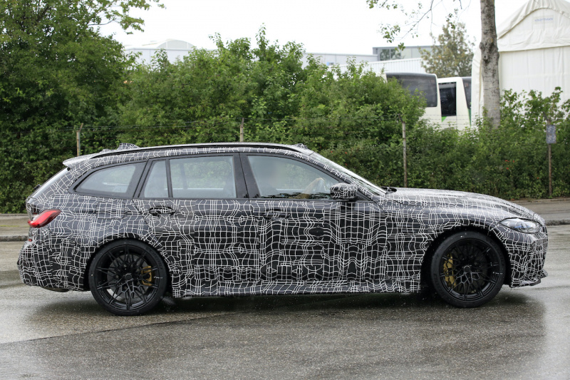 「米国市場投入を申請！　BMW「M3ツーリング」、市販型プロトを鮮明に撮影」の7枚目の画像