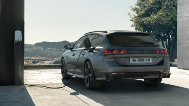 508 PEUGEOT SPORT ENGINEERED charged