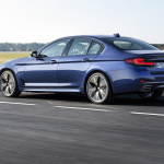 BMW 5シリーズが彫りの深い顔立ちに変身。iPhoneで車両のロック・アンロックが可能に【新車】 - BMW_5series_Sedan_TOURING_20200928_4