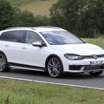 VW ゴルフR ヴァリアント、これが新型モデルの0-100km/h加速4.6秒の加速！ - VW Golf R Estate