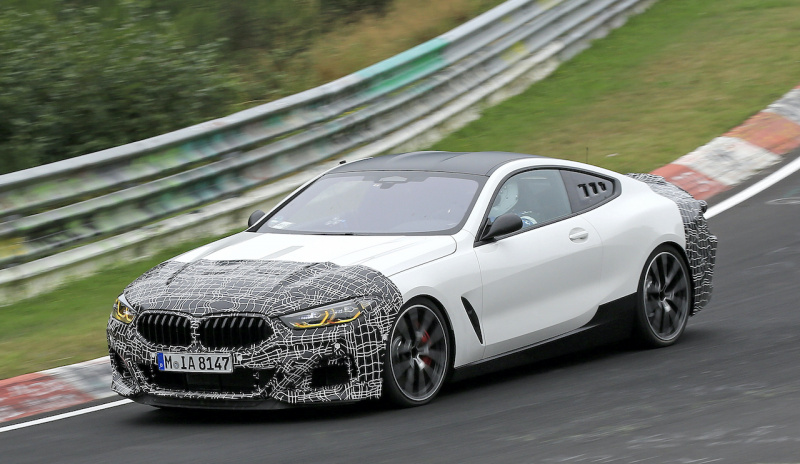 「BMWの新型ミッドシップスーパーカー、V8サウンドをニュルで確認！」の1枚目の画像