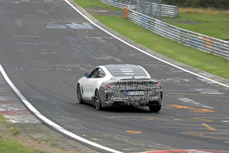 「BMWの新型ミッドシップスーパーカー、V8サウンドをニュルで確認！」の4枚目の画像