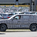 やっぱり来た！　BMW最高級SUV「X8」市販型プロトタイプをキャッチ - BMW X8 7