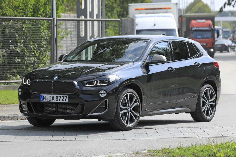 「BMW X2が大幅改良へ。目玉は初のタッチスクリーン！」の3枚目の画像