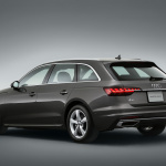 アウディA4シリーズがビッグマイナーチェンジ。エクステリアの迫力が大幅アップ！【新車】 - Audi_A4_Avant_20201007_2