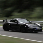 ポルシェ最高クラスの加速！　ケイマンGT4 RSがニュルブルクリンクを疾走 - Porsche Cayman GT4 RS2