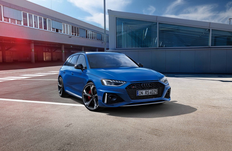 「Audi RS 4 Avant、 RS 5 Coupe/Sportback、TTRS Coupeが一部改良を実施、特別仕様車「RS 25 years」を設定」の2枚目の画像