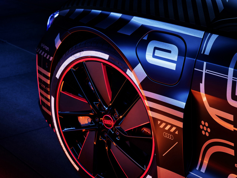 「最強モデル「RS」も設定へ。アウディEVスポーツ「e-tron GT」プロトタイプが公式リーク！」の10枚目の画像
