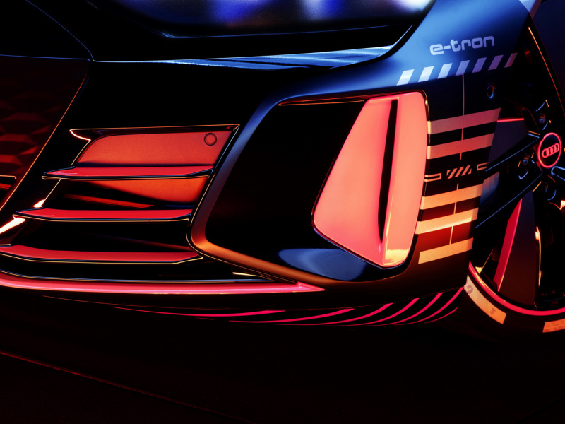 「最強モデル「RS」も設定へ。アウディEVスポーツ「e-tron GT」プロトタイプが公式リーク！」の13枚目の画像