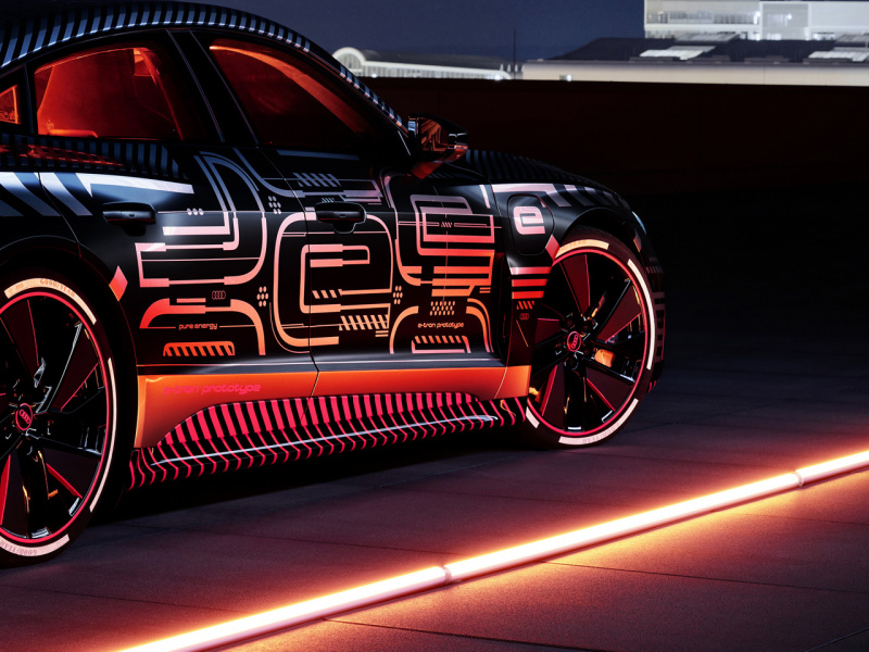 「最強モデル「RS」も設定へ。アウディEVスポーツ「e-tron GT」プロトタイプが公式リーク！」の23枚目の画像
