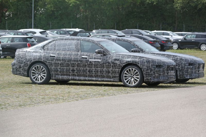 「BMW・7シリーズ次世代型、EVとPHEVモデルをダブルスクープ！」の2枚目の画像