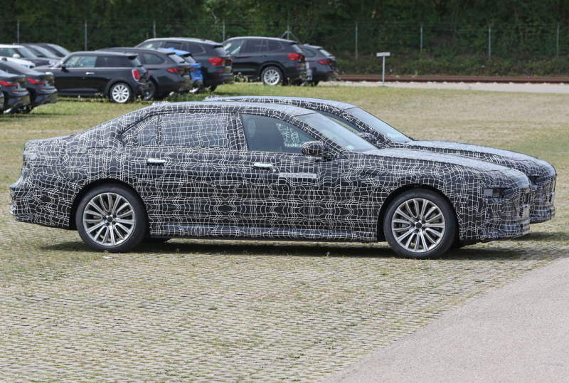 「BMW・7シリーズ次世代型、EVとPHEVモデルをダブルスクープ！」の6枚目の画像