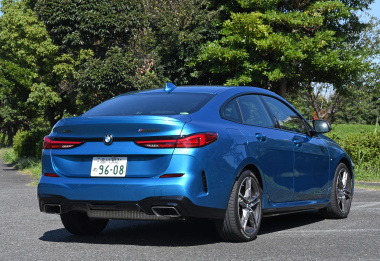 BMW M235i XGC後ろ7/3