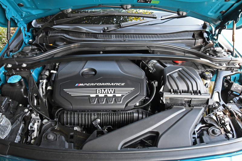 「FFベース4WDの味付けに開眼したBMW 【BMW M235i Xドライブ グランクーペ試乗】」の4枚目の画像