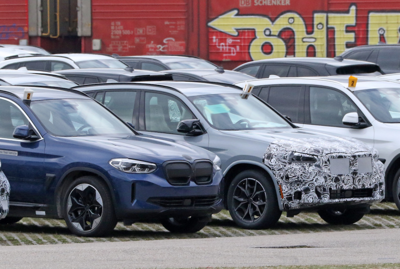 「BMW X3が大幅改良へ。高性能モデル「M40i」、市販型パーツ装着完了！」の12枚目の画像