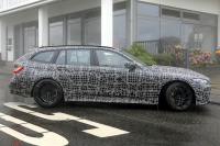 2022年発売へ！　BMW M3初のツーリング、最新プロトタイプをキャッチ - Spy shot of secretly tested future car