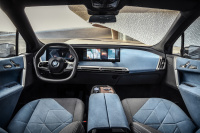 「BMWが次世代EVの大型SUV「BMW iX」を公開」の7枚目の画像ギャラリーへのリンク