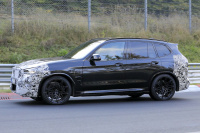 BMW X3改良型、473馬力の最強モデル「M」がニュルを激走！ - Spy shot of secretly tested future car