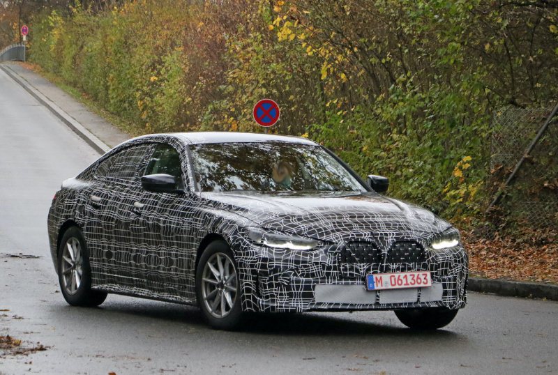 「BMW 5ドア「4シリーズ グランクーペ」の生産型LEDが点灯」の4枚目の画像