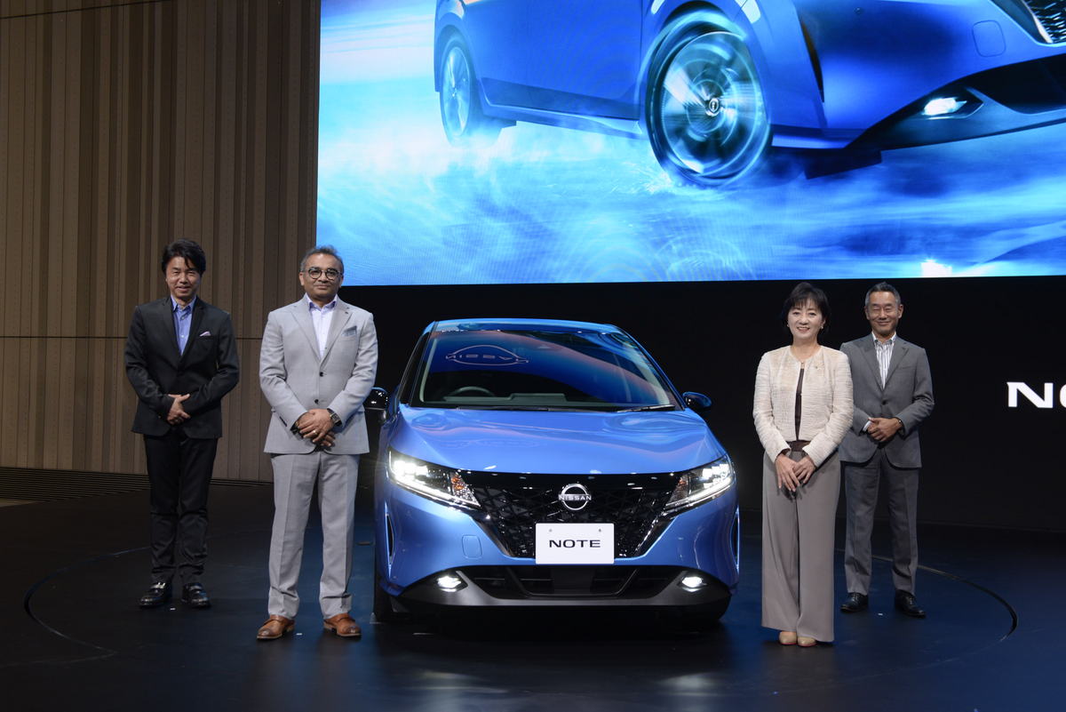 3代目の新型日産ノートは 1 2l モーターの進化版 E Power を搭載 後日4wdも発表予定 新車 Clicccar Com