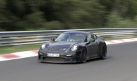 新型911 GT3ツーリングパッケージ、ニュルを激走！　これがポルシェ新ユニットだ - porsche 911 GT3 Touring Package_002