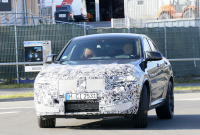 「これが新LEDだ！　BMW X4M改良型、フロントマスクを刷新」の2枚目の画像ギャラリーへのリンク