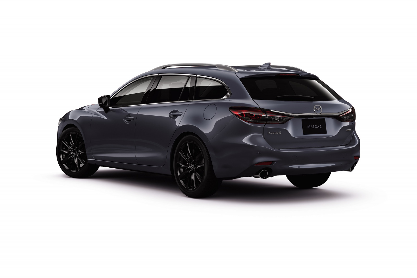 MAZDA 6（セダン／ワゴン）にスポーティグレードの「BLACK TONE