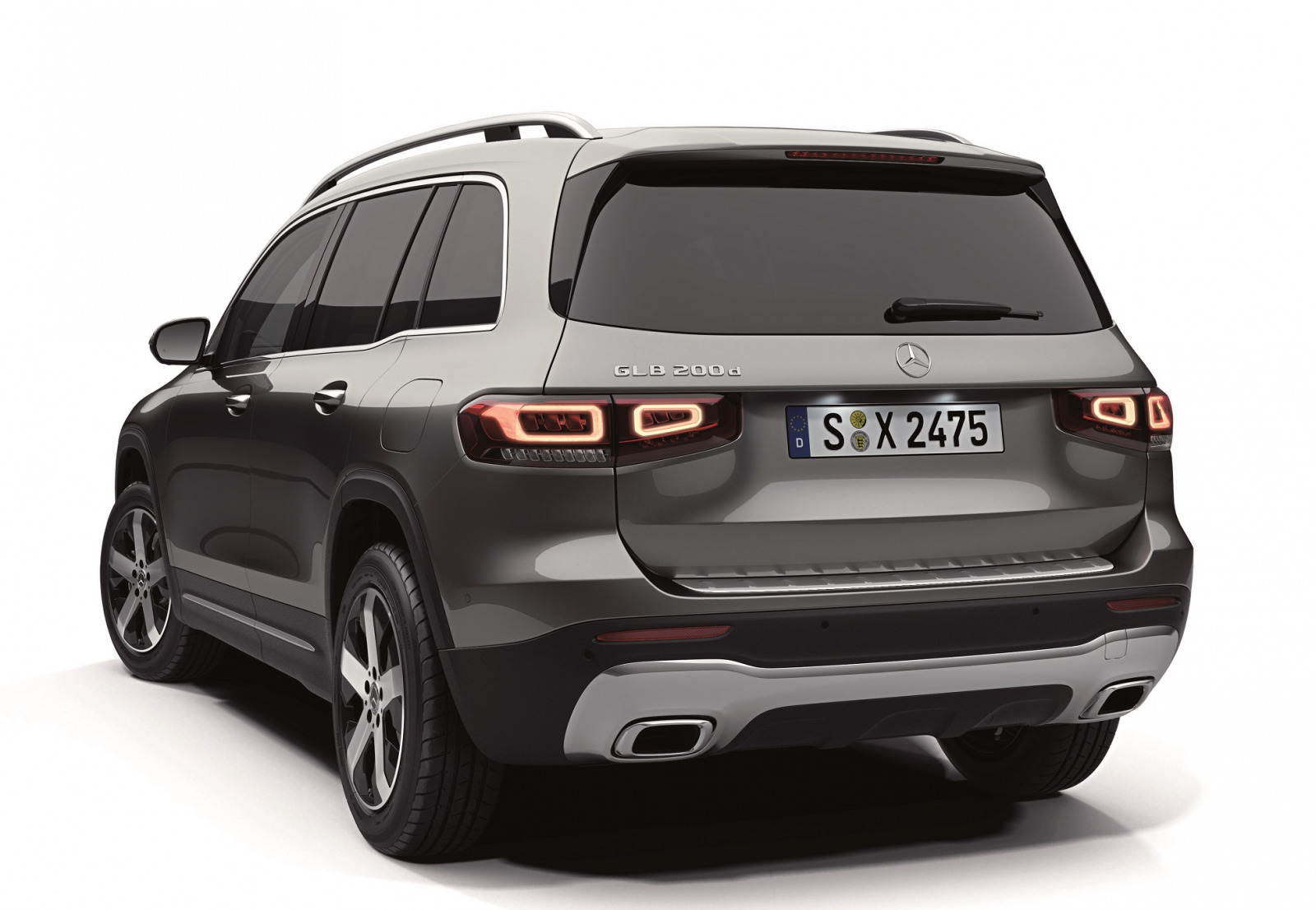 単にスクエアなボディじゃない メルセデス ベンツ Glb の意外なデザインとは Clicccar Com