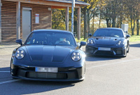 992型911 GT3 VS 718ケイマンGT4 RS！どちらも4.0リットル水平対向6気筒エンジン搭載したハードコアなポルシェ！ - Porsche 911 GT3 20