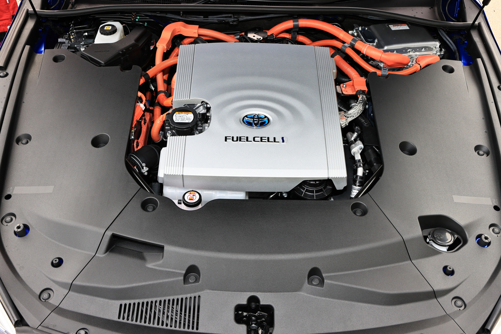 「燃料電池車の水素は爆発しないのか？　2代目トヨタMIRAI発売前に知っておきたい水素・燃料電池車の価格、メリット、仕組み」の4枚目の画像