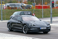 ポルシェ タイカンに「スポーツツーリスモ」が存在!?　新たな開発車両をスクープ - Porsche Taycan Cross Turismo 6