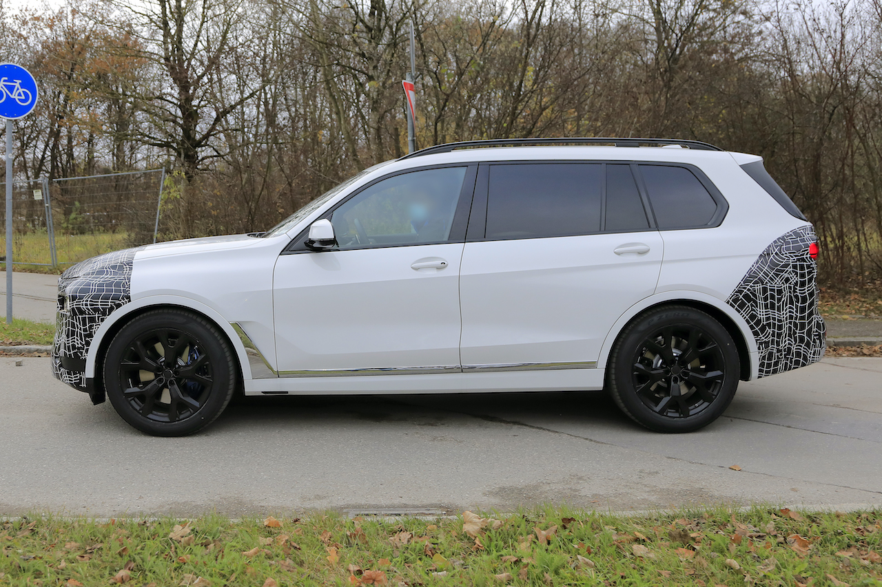 レクサス新型7人乗りsuvに対抗 Bmw X7が大幅改良へ Clicccar Com