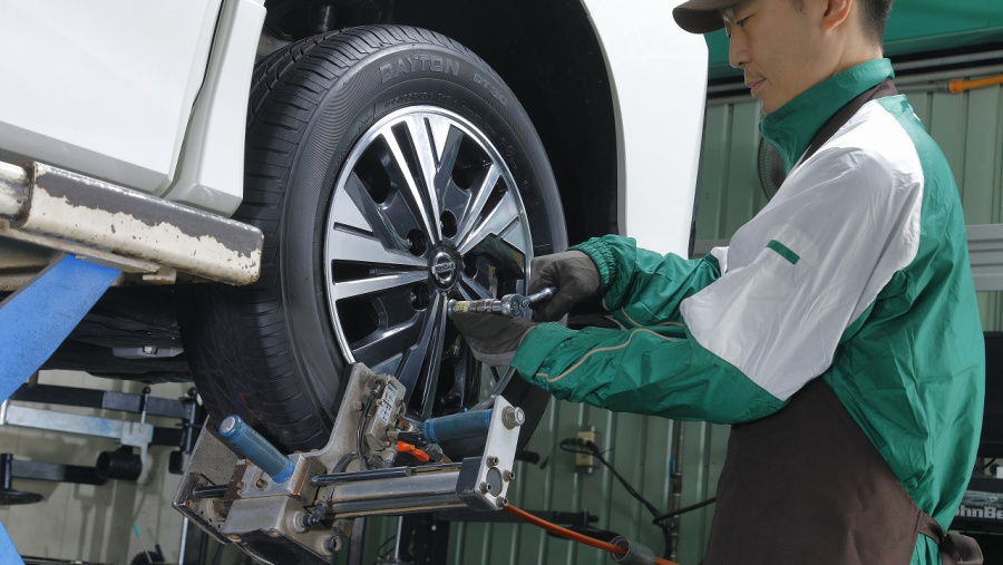 ブリヂストンの新しいタイヤの買い方 Mobox 1本ダメになっても4本交換のパンク補償やメンテも付いて月々1 408円から Clicccar Com