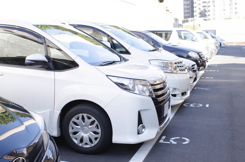 「ガソリンスタンドで「駐車場」を貸し出し。日本初の試みは給油所減少の歯止めとなるか？　」の3枚目の画像