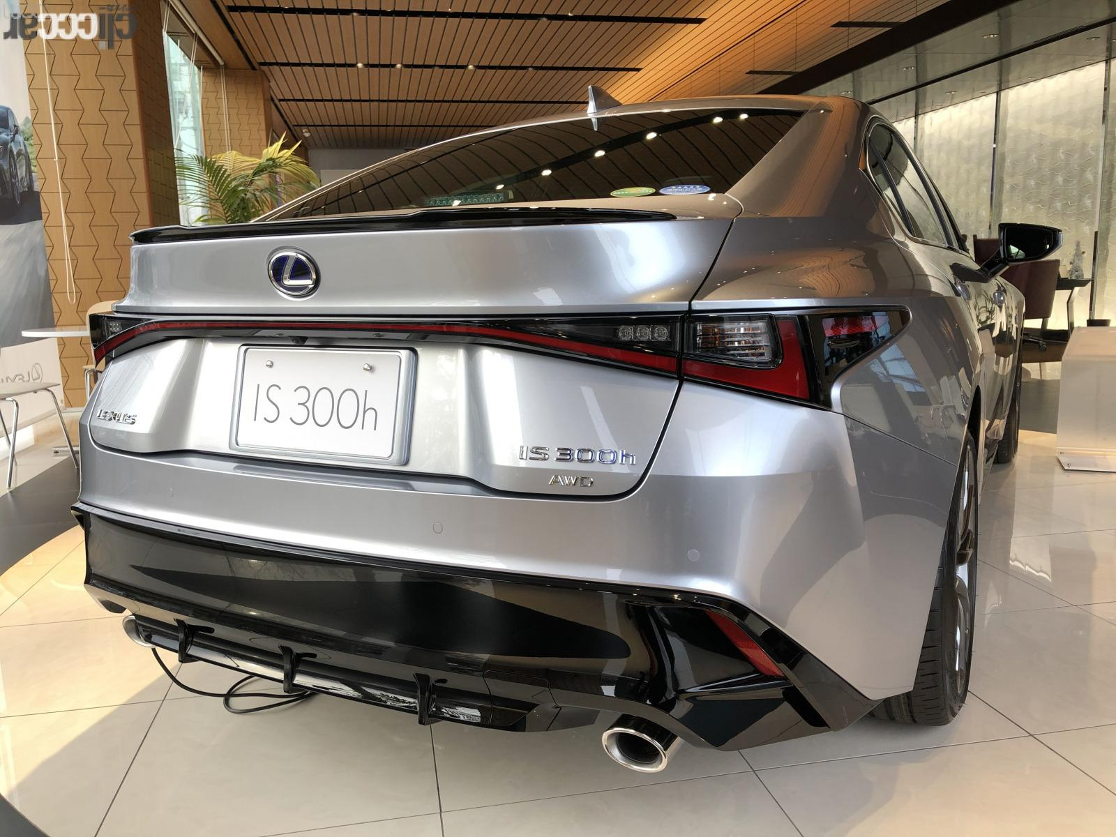レクサスisのニューフォルムがリアシートに及ぼす影響をチェック レクサスらしい造り込みの成果は Clicccar Com レクサスisのニューフォルムがリアシートに及ぼす影響をチェック レクサスらしい造り込みの成果は Clicccar Com