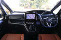 本来ファミリーミニバンのセレナにスポーツタイヤ ミシュラン パイロットスポーツ4 を履く意味は 日産セレナautech Sports Spec試乗 Clicccar Com