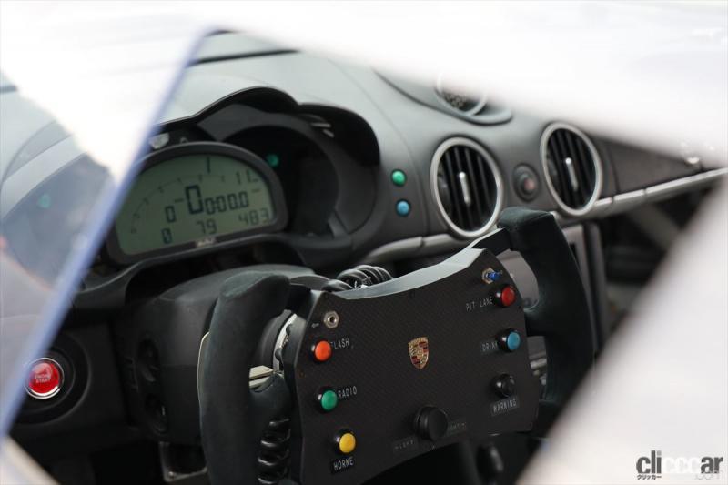 「タイムアタックマシンを祖に持つM’s Cayman GT3 Street Ver.のエアロボディキット【東京オートサロン2021】」の8枚目の画像