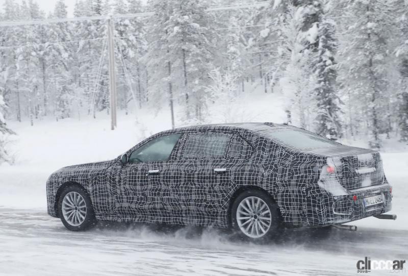 「BMW 7シリーズ次期型、上下2分割ヘッドライトや大型グリルを採用か？」の7枚目の画像