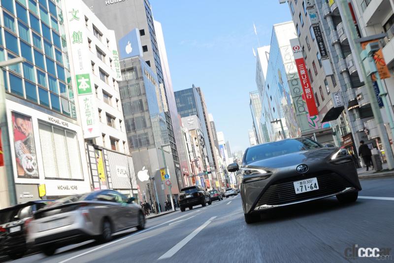 「新型トヨタMIRAIの気になる航続距離、スタッドレスタイヤを履いても東京〜大阪間を走破！」の5枚目の画像