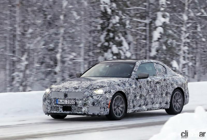 「345馬力の新グレード「M245i」設定。BMW 2シリーズクーペ次期型をキャッチ！」の1枚目の画像
