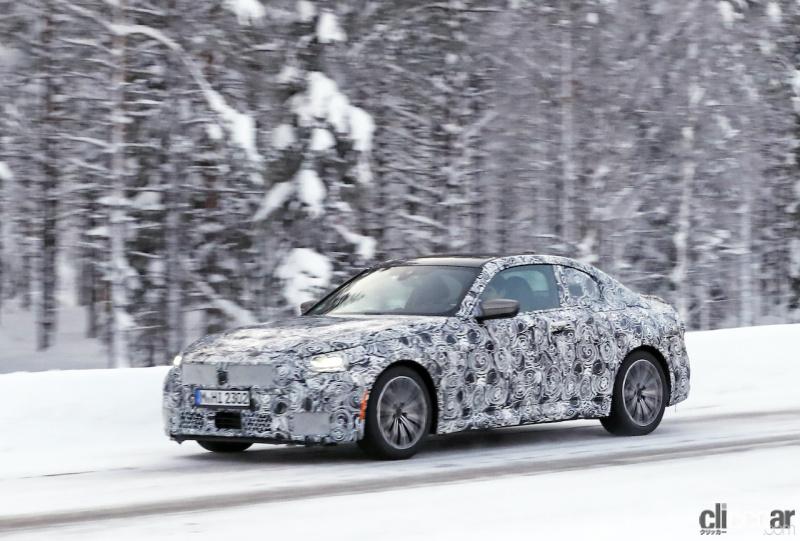 「345馬力の新グレード「M245i」設定。BMW 2シリーズクーペ次期型をキャッチ！」の2枚目の画像