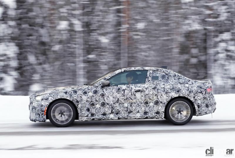 「345馬力の新グレード「M245i」設定。BMW 2シリーズクーペ次期型をキャッチ！」の6枚目の画像